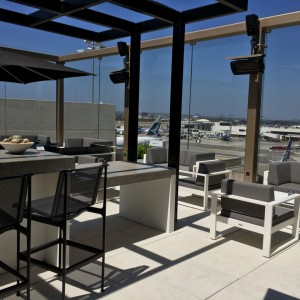 LAX Star Alliance Business Class Lounge (Outdoor Patio)