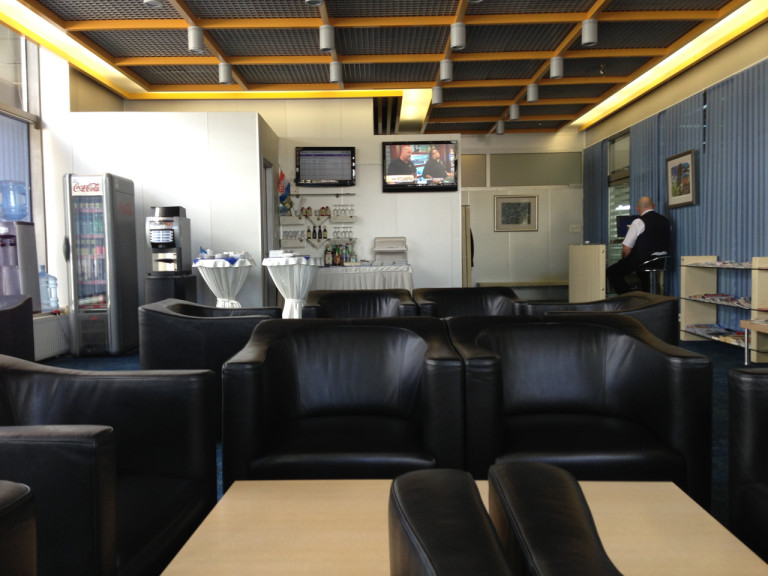 Split Airport Business Lounge SPU