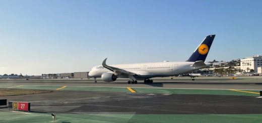 Lufthansa A350 @ SAN