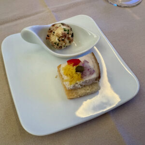 Amuse bouche